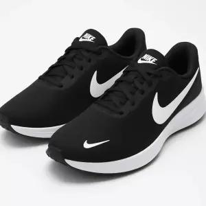 나이키 레볼루션7 레볼루션8 블랙 런닝화 온러닝화 남자운동화 나이키 운동화 FB2207-008 HJ9198-003