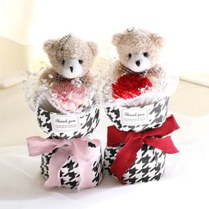 어버이날 선물 비누꽃 한송이 카네이션 인형꽃다발 빵빵트위드베어(S)
