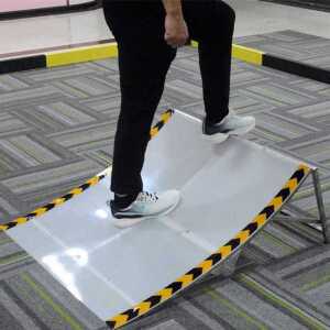 플레이트야구 경사대 점핑보드 훈련 야구장 연습 소프트볼 프레임