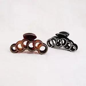 [콩심팥심]시후주얼리 크리스탈 서클라인 왕 집게핀 HA493Tp 블랙 브라운