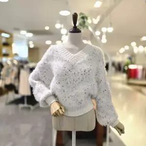 [대구백화점] [멜로디가든]팅글브이 니트티(M25WBK122)