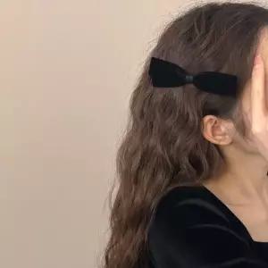 옆머리 추천제품 벨벳 반머리 여성핀 본 발레코어 집게핀 인기 헤어핀 앞머리 핸드메이드 리본핀