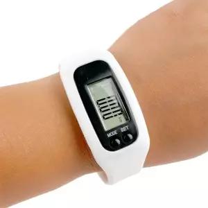 손목형 전자 만보기 화이트 컬러 운동 시계 걸음 측정기 (WFJ6V6E)