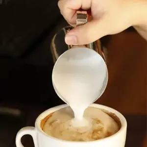 고품질 휘핑 우유거품기 거품기 우유 실버 스팀피쳐 350ml 제빵 (WFK6JUC)