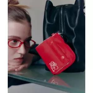 1월 8일 JILL BY JILLSTUART 질바이질스튜어트 포키 하프지퍼 카드지갑 - 3colors JLWA6E660BK JLWA6E661R2