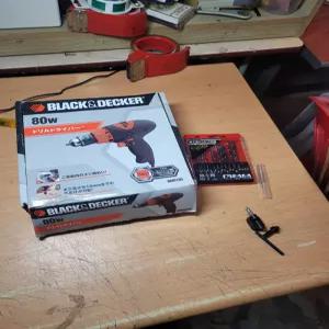 민트급 블랙앤데커 전기 드릴와 비트세트/다운 트랜스 필수