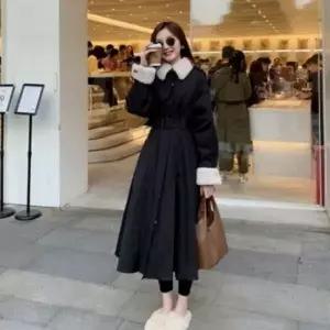 퍼 카라 원피스형 트렌치 스타일 코트