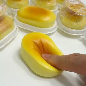 [유유존]폭신치즈수플레 빵스퀴시볼 스트레스완화 말랑이 손맛_P414406359