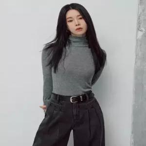 더엣지 theatg 25FW 울혼방 멜란 티블라우스 1종