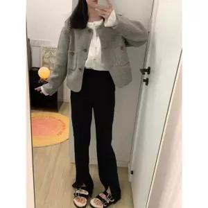 스트레인지 여자 데일리룩 코트 모직 프렌치 솔리드 아카데미 헵번 추동 숏 기장 KUK4