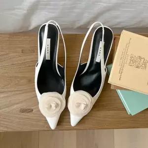 [하프클럽/]웨딩 슈즈 코사지 플라워 뾰족 슬링백 구두 샌들 힐