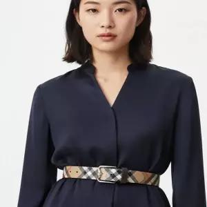 [버버리]25FW Reversible Checked B Buckle Belt 8092046 리버시블 체크 버클 벨트 817144