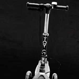 (올핀)유아 세발킥보드 접이식 블랙 LED 씽씽이 1P