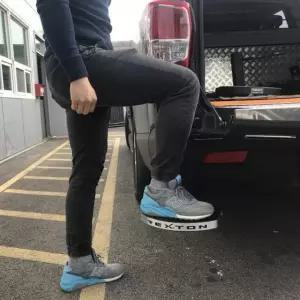 렉스턴스포츠 롱바디칸튜닝용품트렁크발판적재함보조