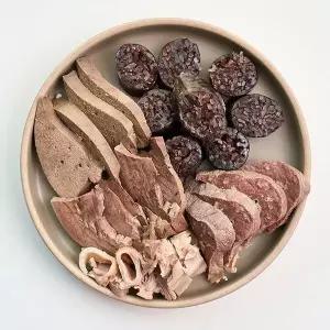 [신세계라이브쇼핑]돼지모듬내장수육300g+우리모두찰순대1kg혼합세트