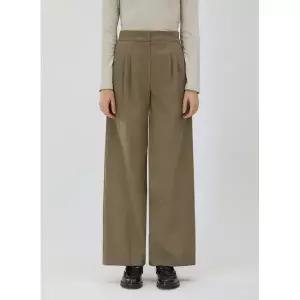 [롯데백화점]리스트 뒷 밴딩 투턱 와이드 팬츠(TWWSLO82230)