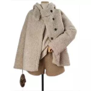 [쉬즈나인]요쿠 퍼널넥 뽀글양털 하프코트_P413416554