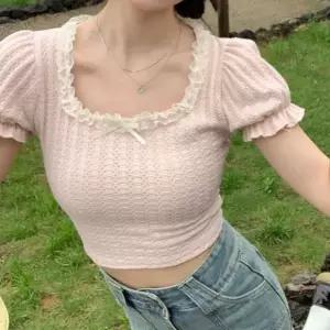 여리여리핏 펀칭 짜임 레이스 크롭 반팔티 데이트룩 (WFK5UDB)