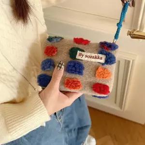 아트박스/홀리지 린노아 레트로 컬러 폼폼 미니 파우치