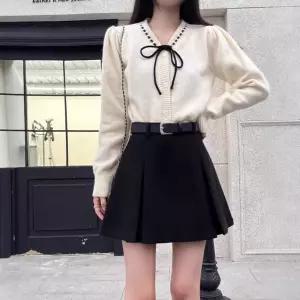 A라인 미니 플리츠 스커트여성 데일리 여친룩 데이트 하이틴 교복 핏예쁜 슬림 심플 모던 걸리시 웨스트 코