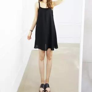 몸매보정 여성슬립 브라탑 언더웨어 란제리바캉스원피스 데이트 여자 나시 끈나시 끈원피스