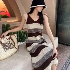 고품질 브이넥원피스 배색 스트라이프원피스 니트 캐주얼 (WFKEOKS)