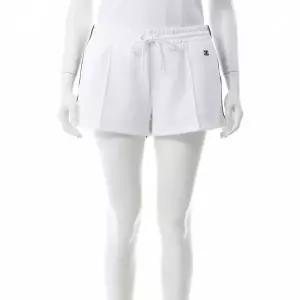 [셀린느]25 TRIOMPHE MINI SHORTS IN DOUBLE FACE JERSEY RP03H121O FZE5 더블 페이스 저지 트리옹프 미