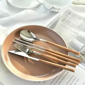 [텐바이텐]퀴드노비1979 레트로 커트러리_디너 4인 네츄럴우드