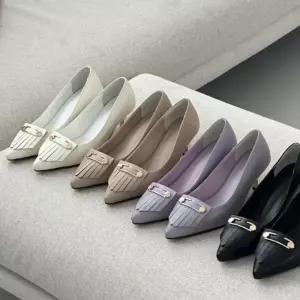 여성 가죽 태슬 메탈장식 정장 구두 펌프스