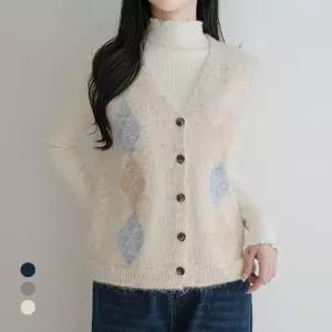 KARRA 배색아가일버튼베스트_A5W0775