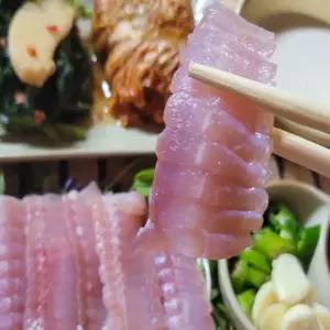 [로지프로] 전남 흑산도 홍어 1kg 중간숙성 삭힌홍어 숙성혹어