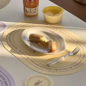 [텐바이텐]페이퍼가든 자체제작 인더허브 실리콘 티코스터 바닐라