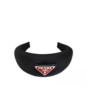 [중고명품] 블랙 레드 삼각 로고 헤어밴드