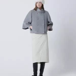 [롯데백화점]DEWL 자수 퀼팅 패딩 스커트  D254MSD045