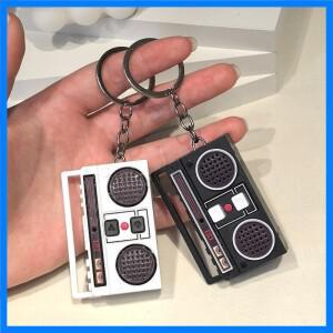 60년대 창의적이고 재미있는 미니 라디오 녹음기 음악 장난감 클래식 가방 장식 열쇠고리 선물
