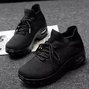 발편한슬립온 여자 니트 키높이 데일리 캐주얼 슬립온 운동화 코디