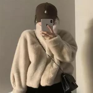 여성용 밍크 퍼 코트 가을 겨울 숏 간절기 인조모피 인조밍크 풀스킨 휘메일 케이프 아우터