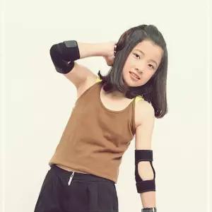 1set 팔꿈치보호대 주니어 학교 2p 관공서 엔조이 2WB81C066F