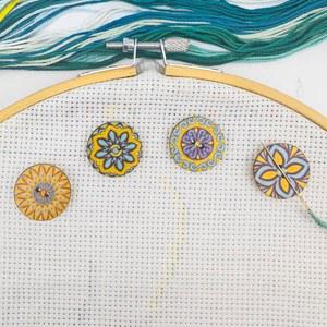 크로스 스티치용 파란색 레트로 원형 나무 바늘 4개, 자석 자수 장식 액세서리