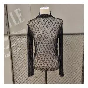 르니앤맥코이 시스루티셔츠 MM10TS4027FJY 954725