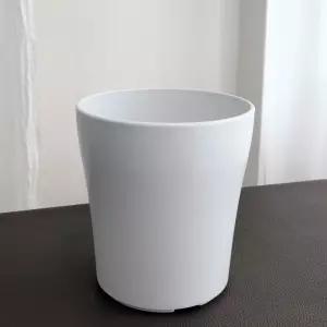 고강도 플라스틱 원통형 화분 28x30cm 화이트꽃집 분배 인테리어 정원 원예 베란다 디자인 심플한 무지 가