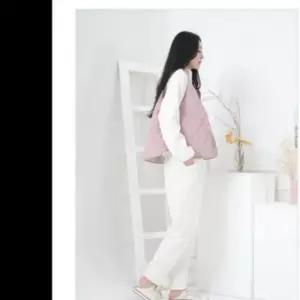 [라일리여성의류] Rly 물결 패디드자켓 경량레이어드조끼 패딩조끼 패딩퀼