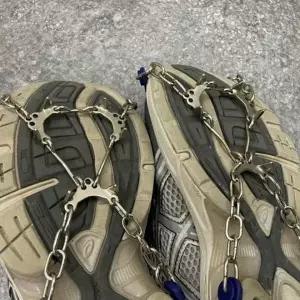 도시형 빙판길 눈길 미끄럼 방지 아이젠 등산 낚시 체인 안전화