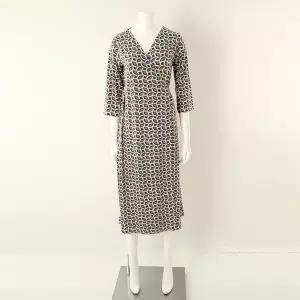 [비너스](강남점)찰랑거리는소재 체인나염 랩원피스가운