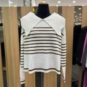 [에고이스트]스트라이프빅카라풀오버(EN4KL961)_DJ