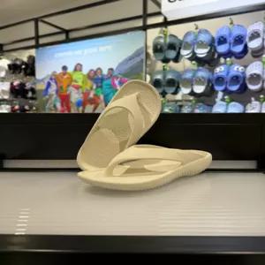 [크록스] 크록스 멜로우 리커버리 우먼스 플립 211100-160 베이지 플립플랍 쪼리