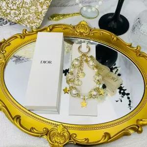 디올 뉴 노벨티 진주 스타 참 골드 럭키 키체인 선물 열쇠고리