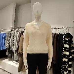 [대구백화점] [미센스]솔잎V트임니트(MB4YKNM305Z)