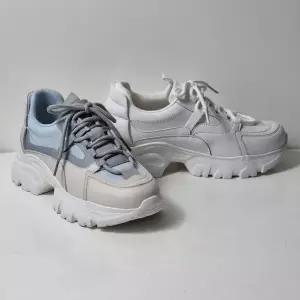 미셸by탠디 TC01 여성 6cm 키높이 캐주얼 어글리슈즈  X25019SB2