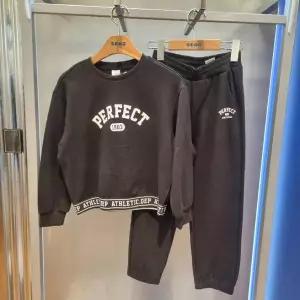 [에스핏] HC22 벤딩 맨투맨  조거세트 벤딩 맨투맨  조거세트 sjz101fktr01 (S31777174)